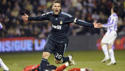 九游APP官网-西甲灯火辉煌，精彩进球与战术调整助力球队取胜，西甲 进球